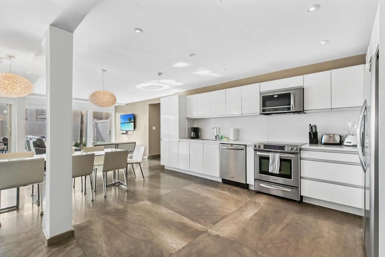 Upscale Modern Private W Terrace In Bahia Mar Beachfront Resort, Heated Pool! Daire
