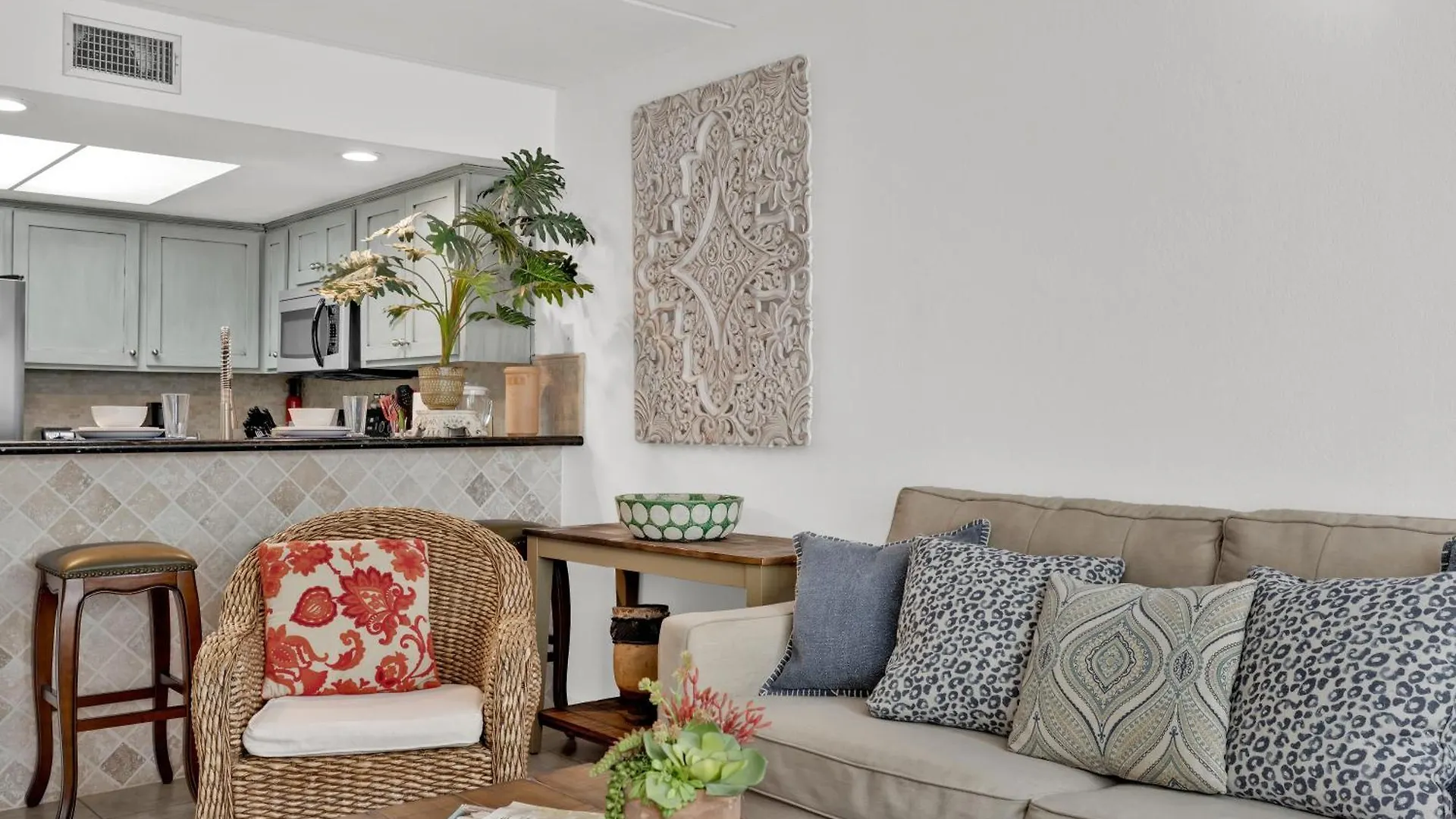Apartment Beachside Bungalow: Surfside I #104 South Padre Island