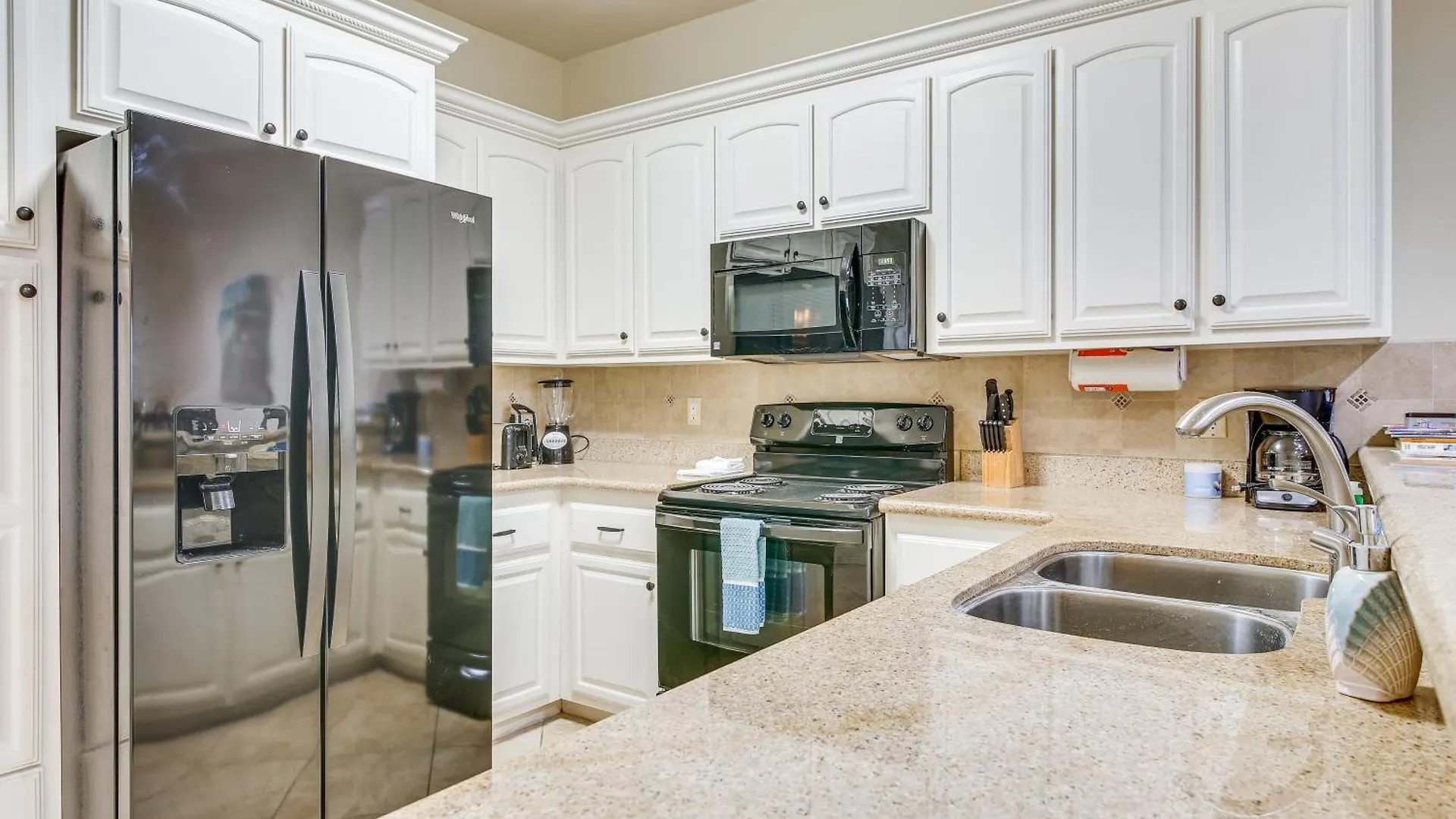 Near With Balcony! Apartment South Padre Island