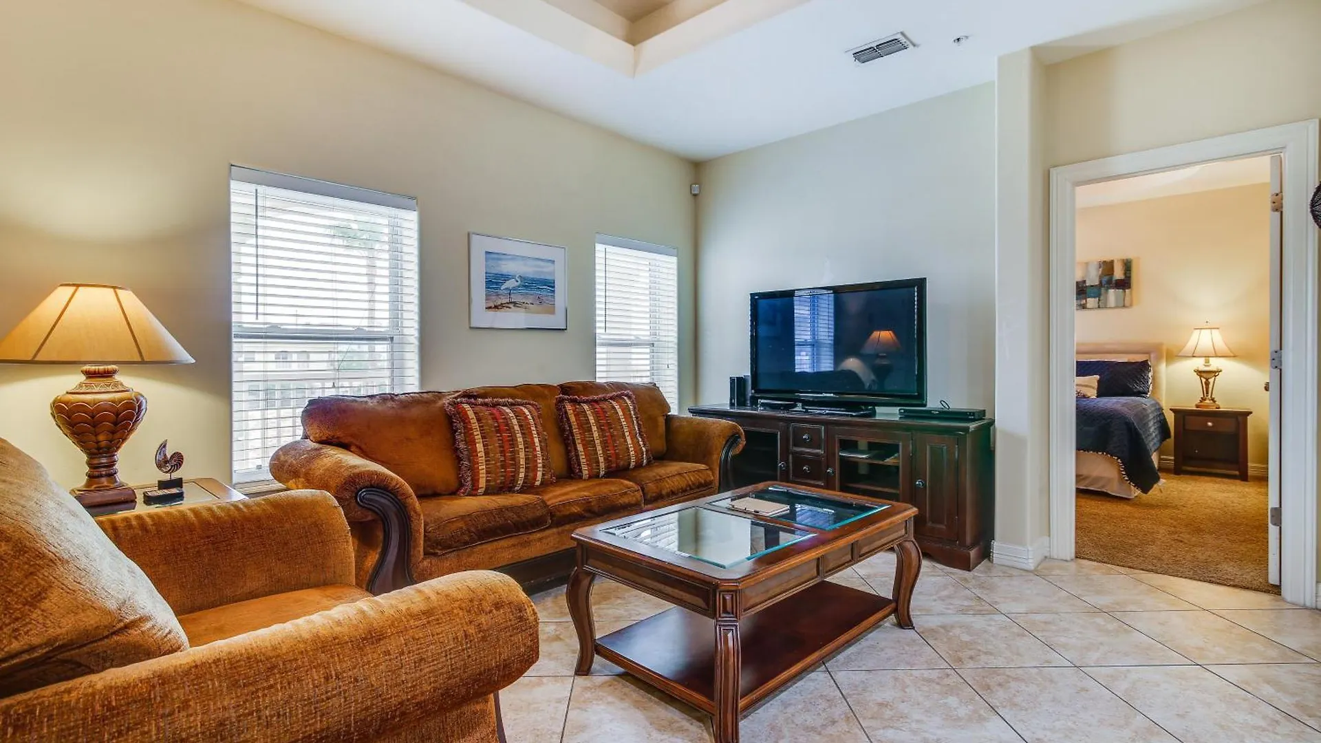 Apartment Near With Balcony!