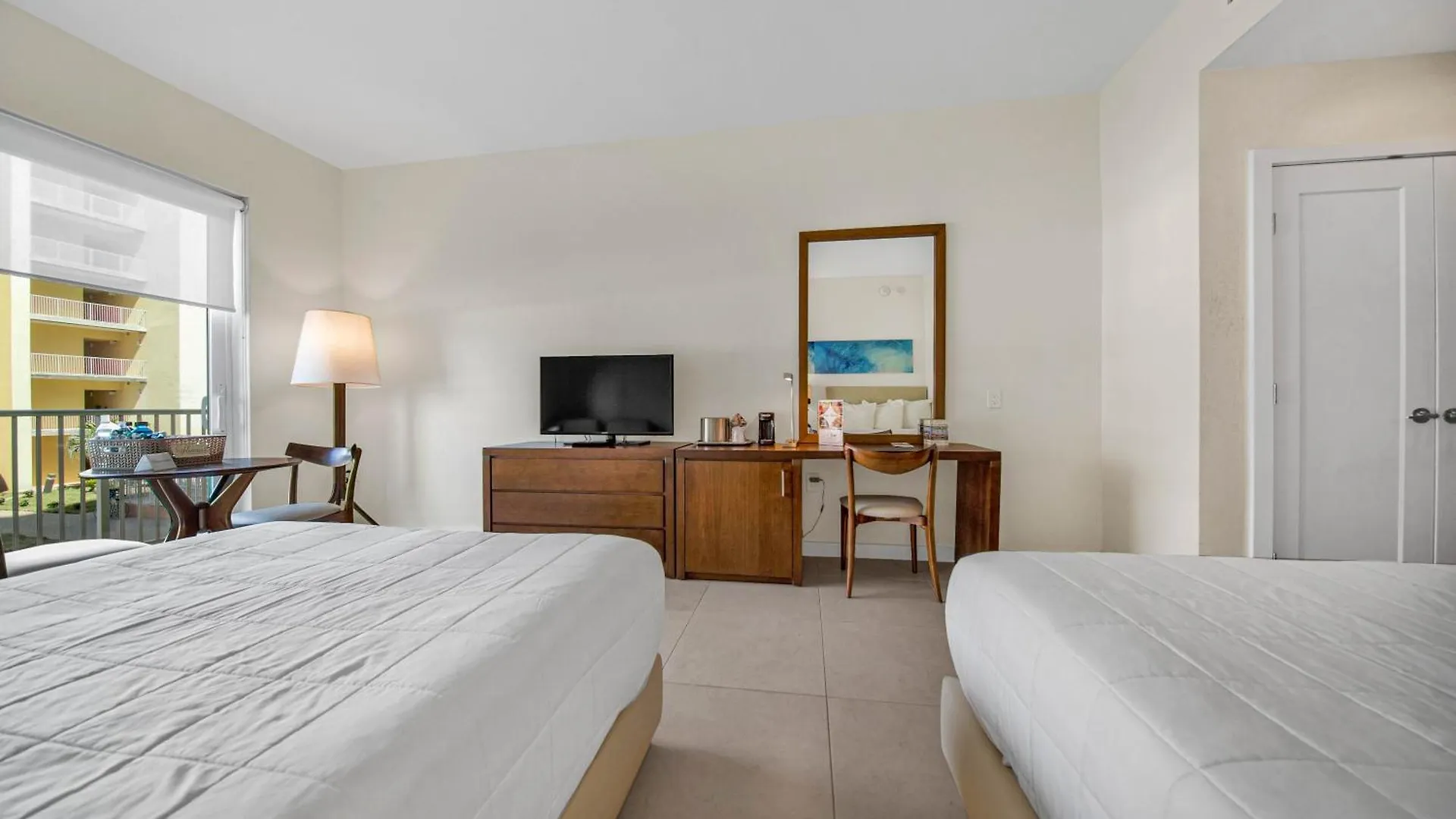 Peninsula Island & - Beachfront At Hotel South Padre Island
