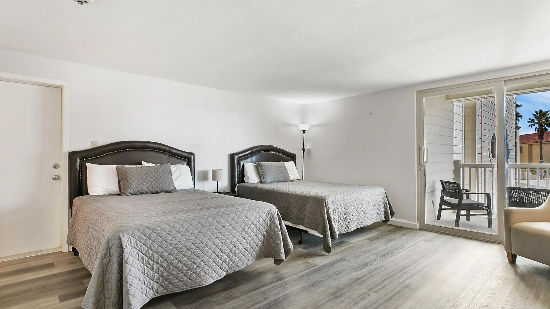Apartamento Vibrant Modern With Large Balcony And Stunning Ocean Views *