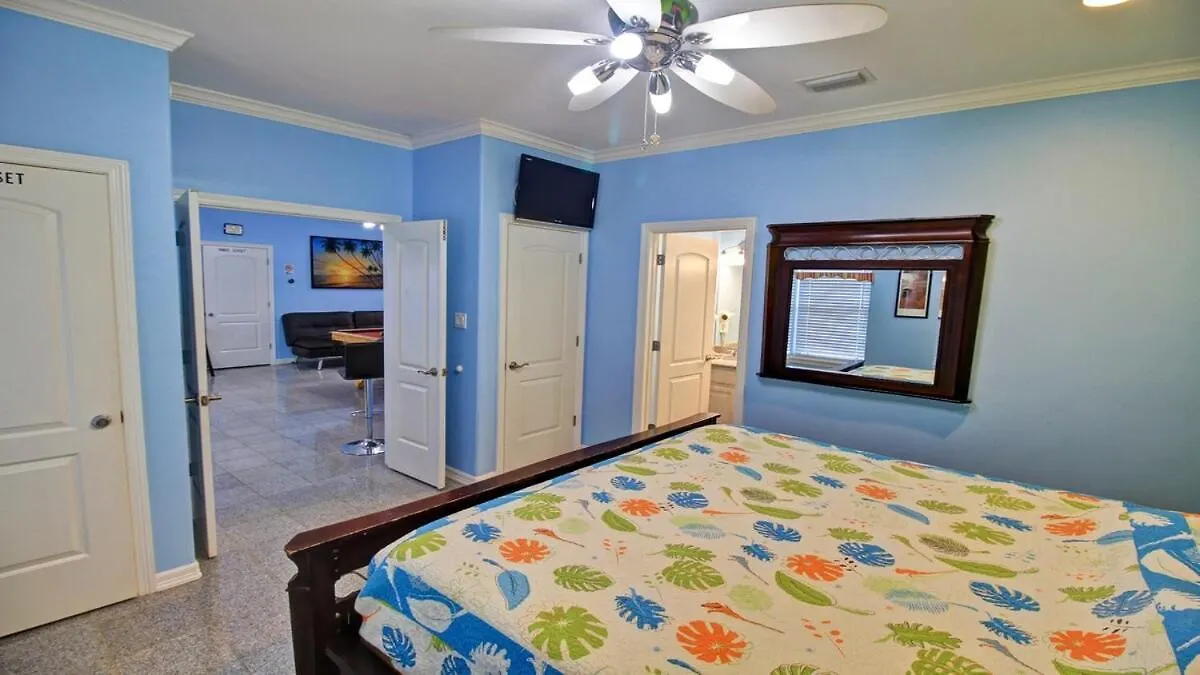 Holiday home Famreunion,evcharger,3lotstobeach,heatedpool,jacuzzi South Padre Island
