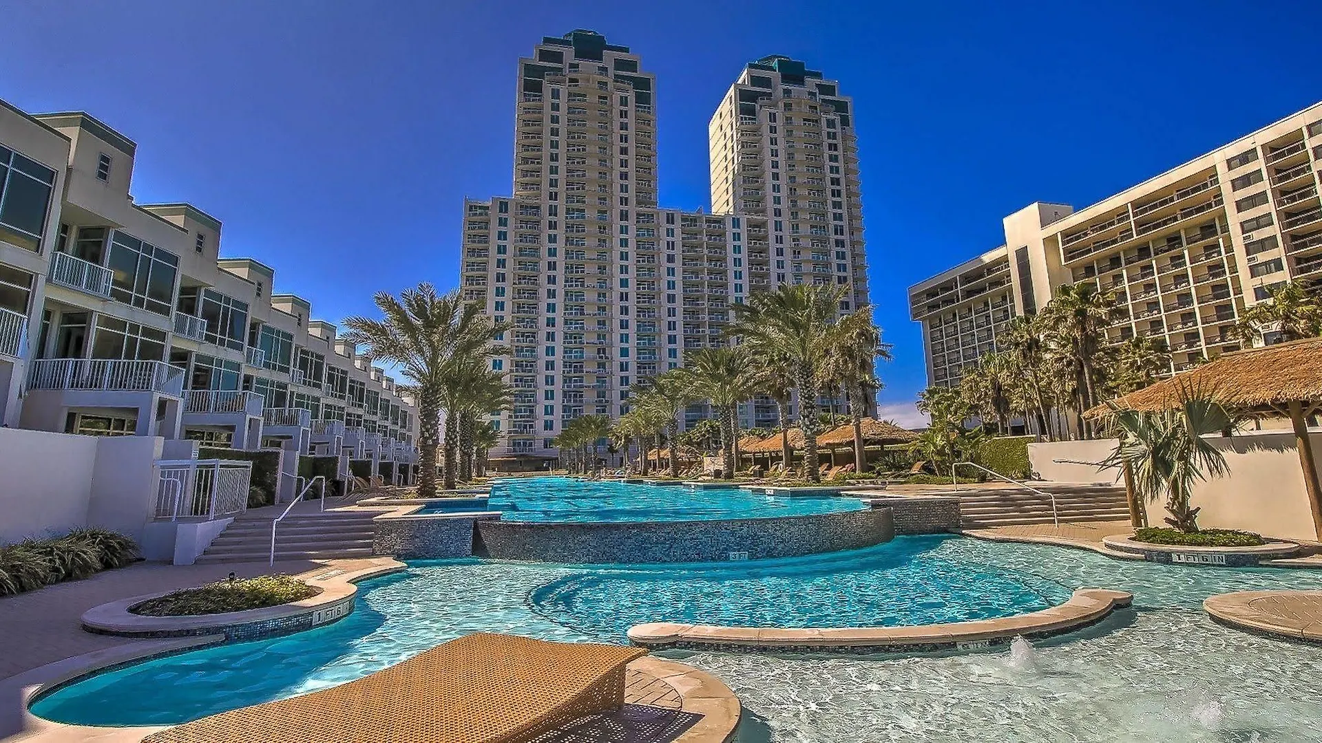 Sapphire Apartahotel