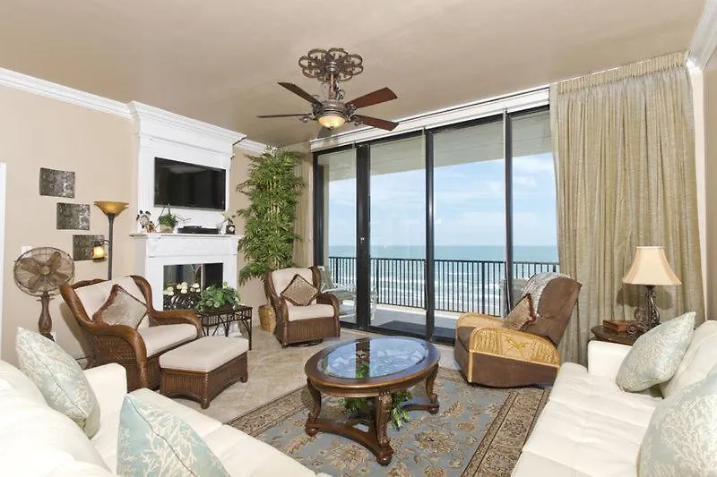 Suntide III Condominiums Apartahotel