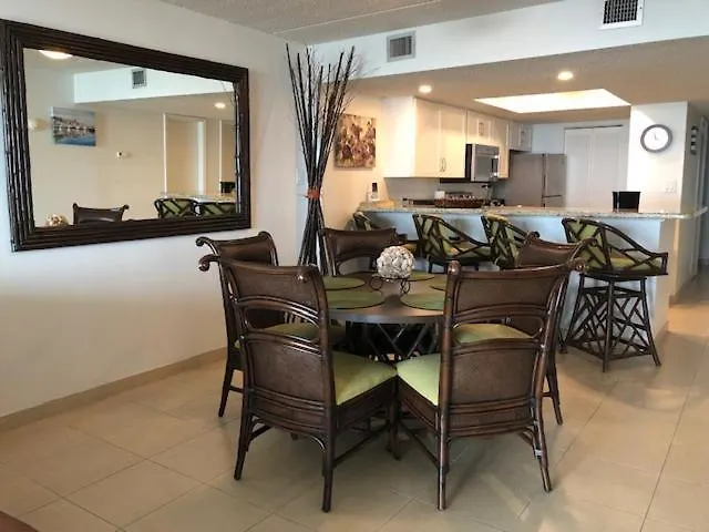 Suntide III Condominiums