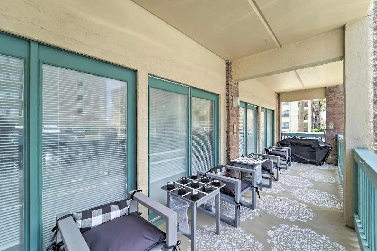 Luxe South Padre With Pool - Walk To Beach! * South Padre Island