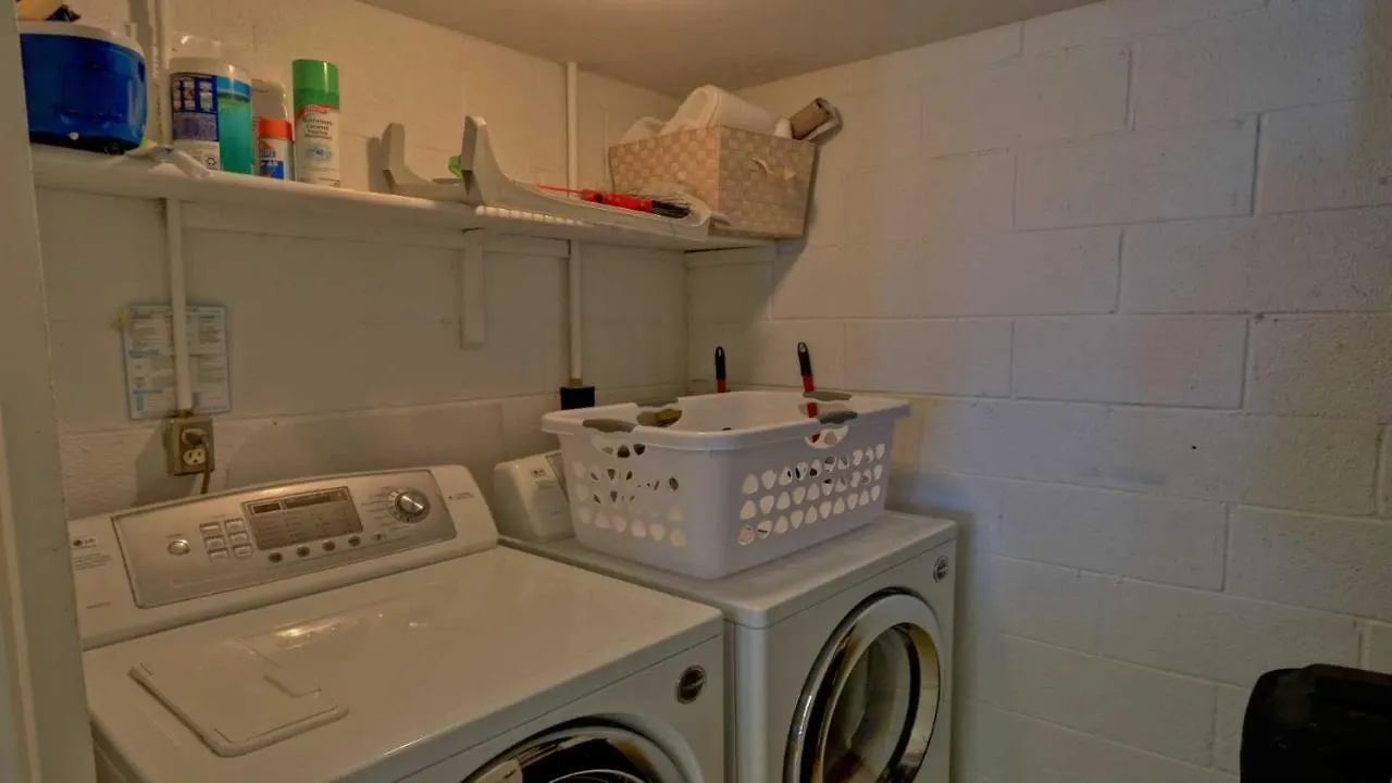 Edgewater 507 *