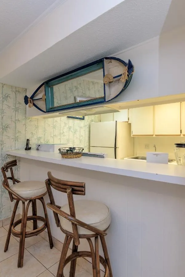 Tiki 120 Apartment *