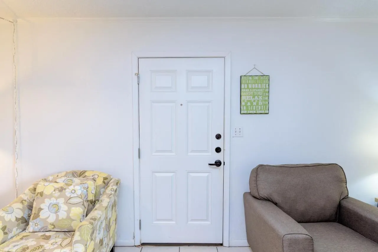 Apartment Tiki 123 *