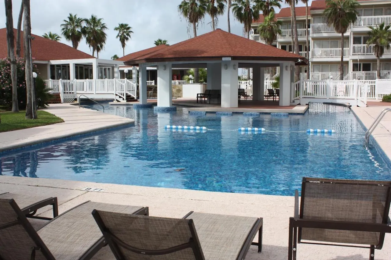Front To Pool And Bbq - Condo 2B, 2B Beach Access Aparthotel South Padre Island