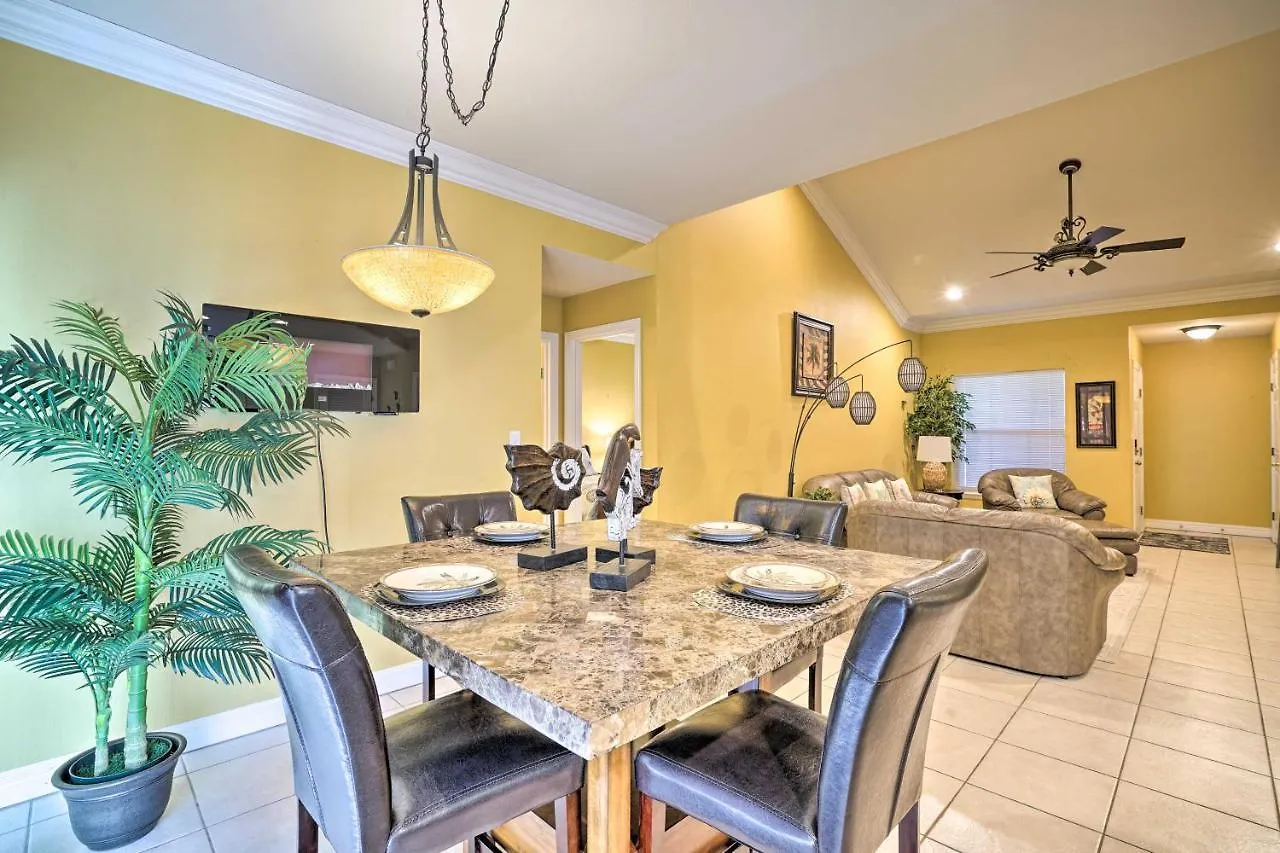 Coastal With Pool In South Padre Island! South Padre Island