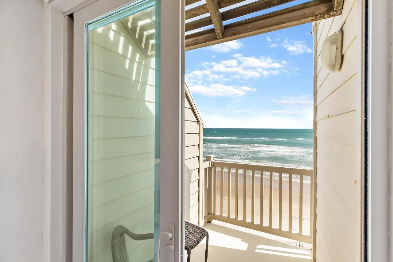 Newly Renovated! 3 Beachfront Balconies, Picture Perfect Oceanview * South Padre Island