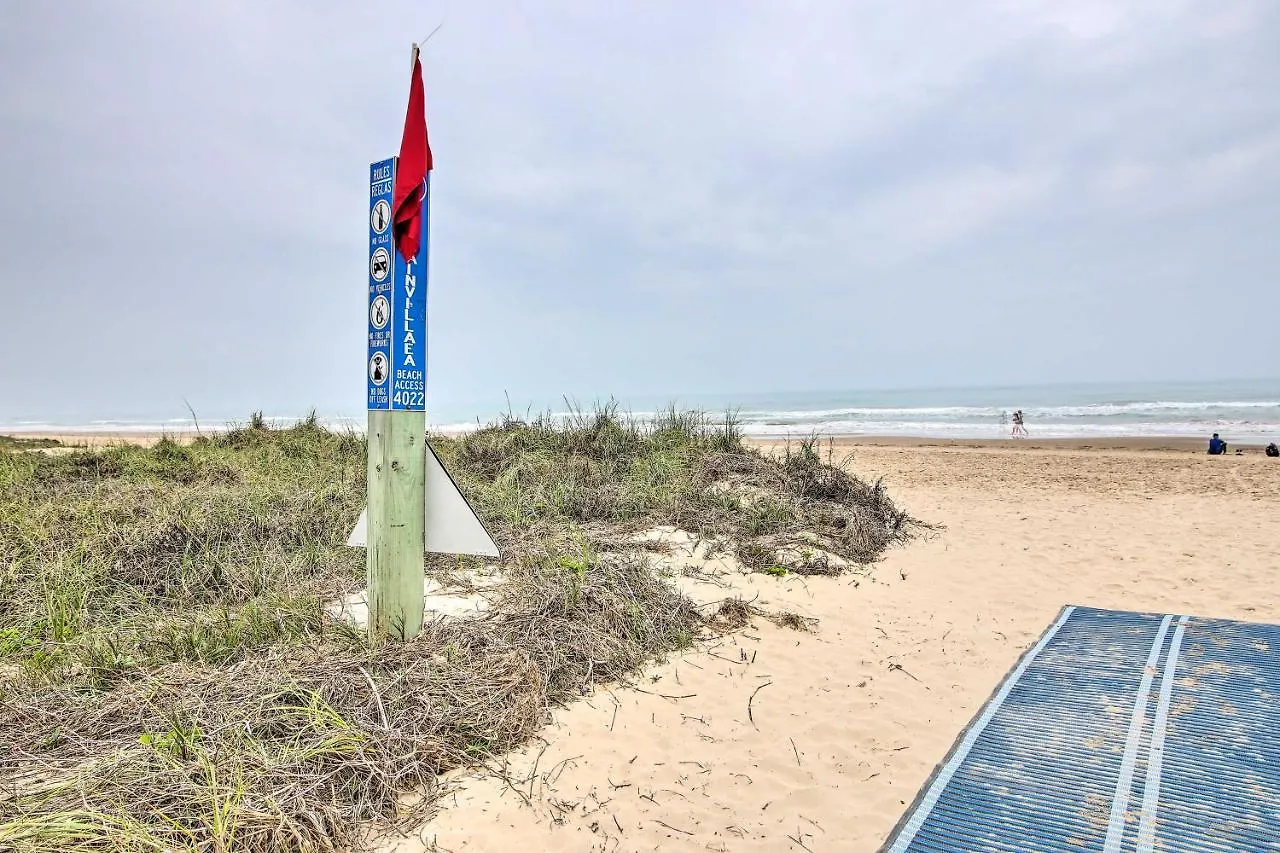 Apartment Digs Walk To Restaurants, Bars And Ocean South Padre Island