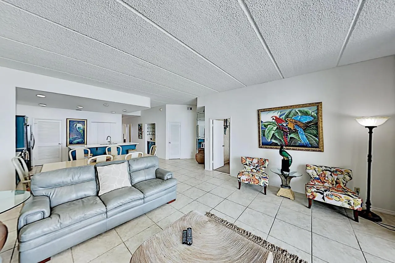 New Listing! Beachfront Penthouse With Pools & Gym Apartment South Padre Island