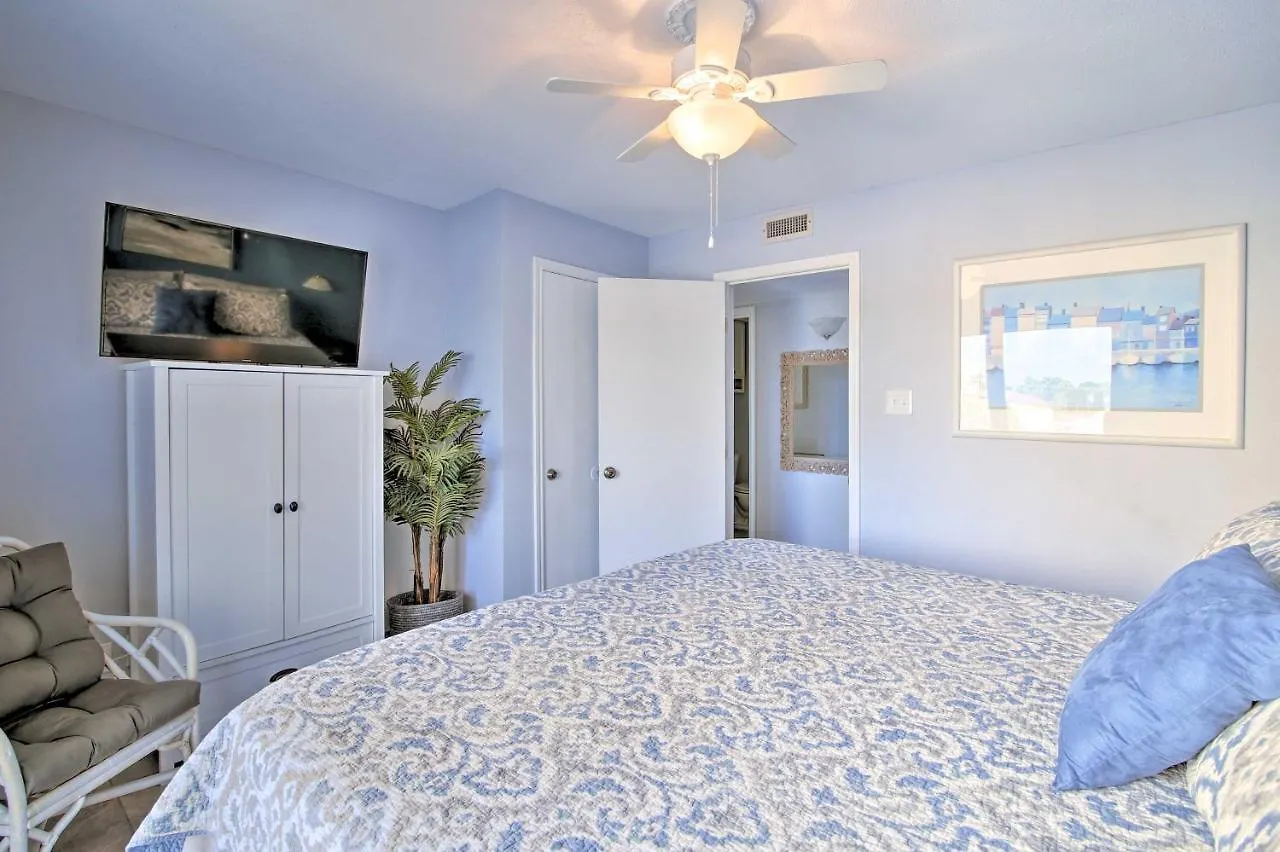 Sunny Oceanfront On Apartment South Padre Island