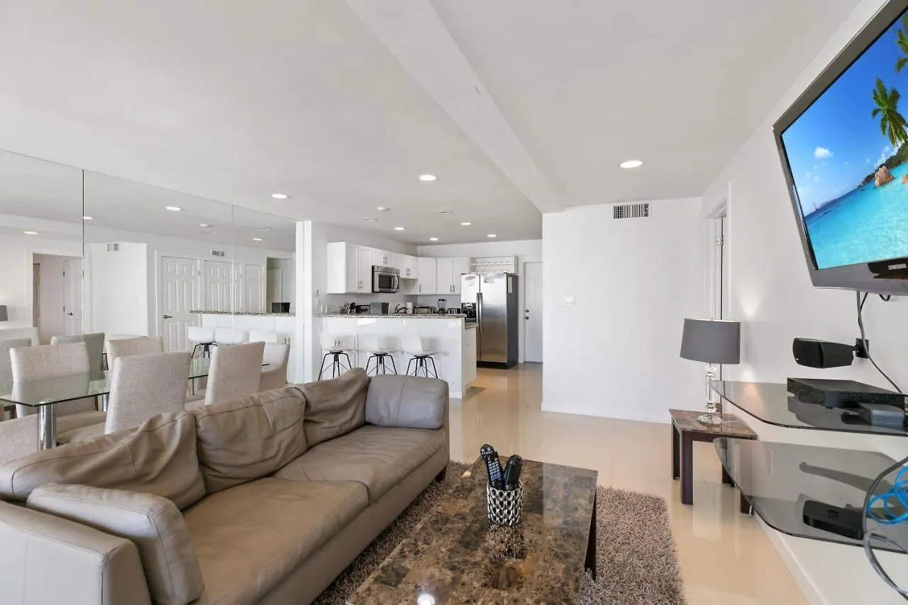Amazing Beachfront Condo! Enjoy With Great Views Of Beach And Pool From Balcony Σπίτι διακοπών