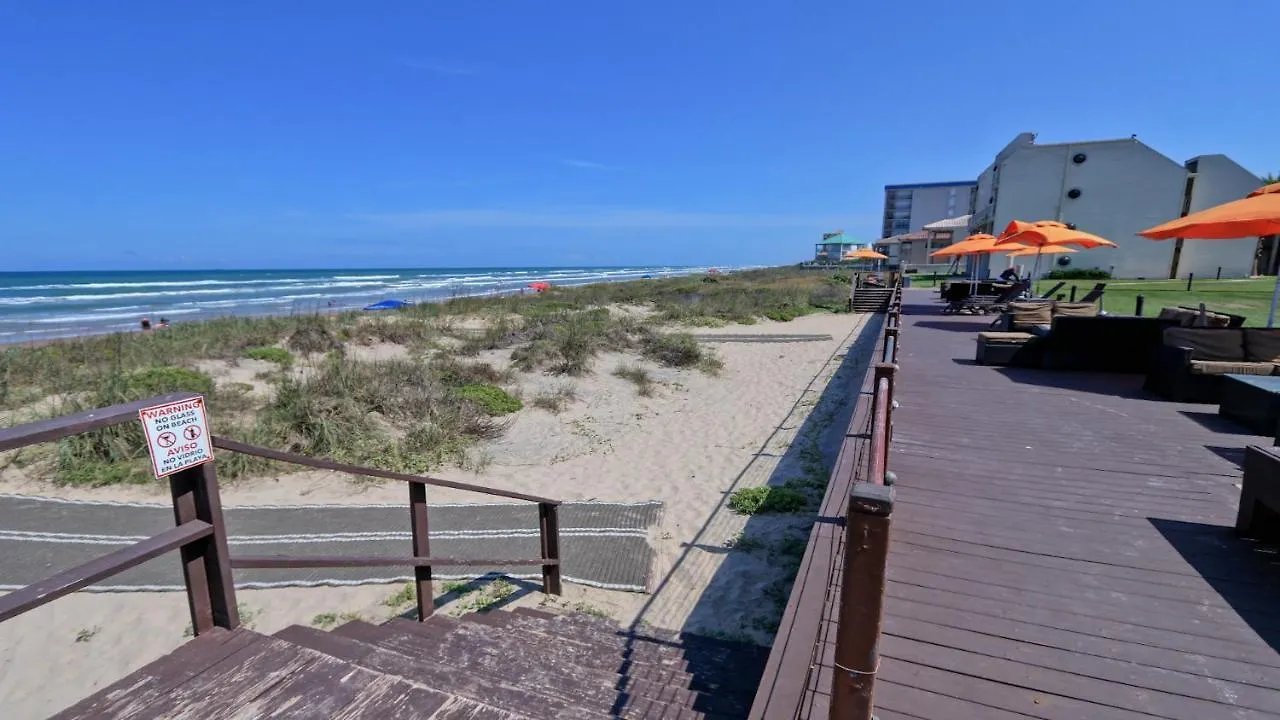Casa vacanze Steps To The Pool & Beach Beautiful Beachfront Resort, Shared Pools