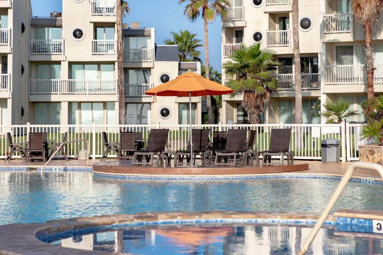 Casa vacanze Steps To The Pool & Beach Beautiful Beachfront Resort, Shared Pools