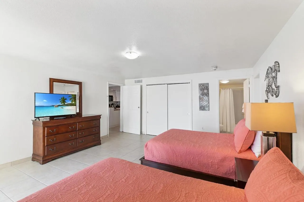 Listen To The Waves Break! Beachfront Condo, Shared Pools In Beautiful South Padre Island