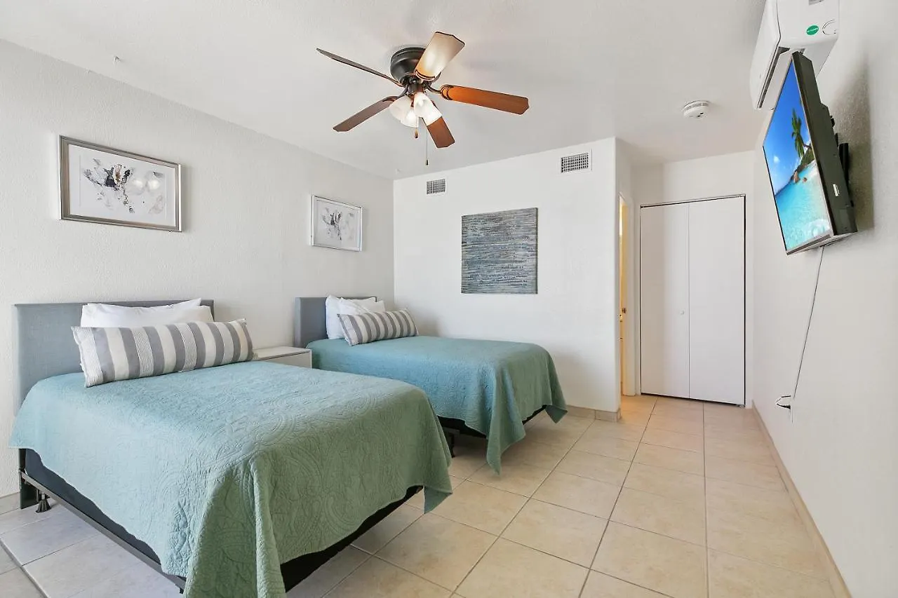 Holiday home Listen To The Waves Break! Beachfront Condo, Shared Pools In Beautiful South Padre Island