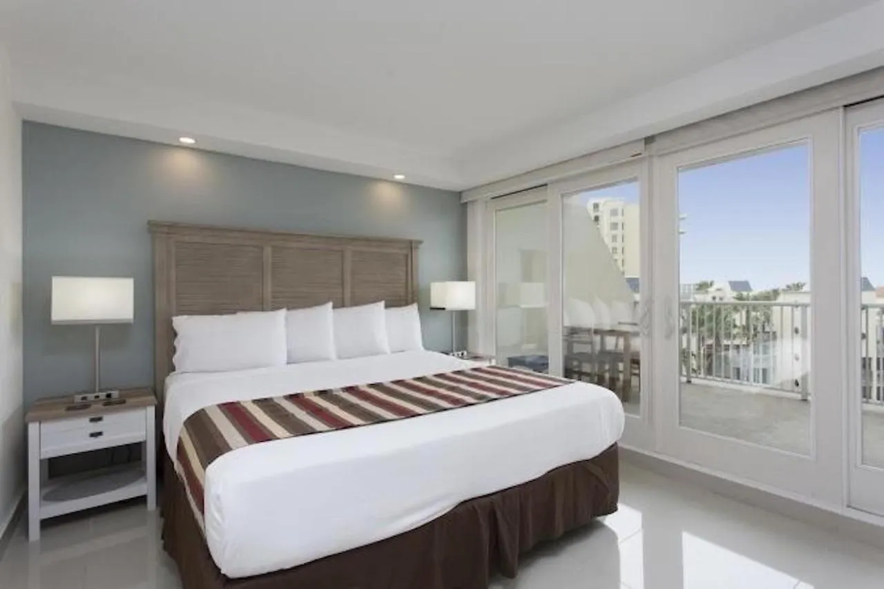 Solare Tower 2 Bedroom, #405 *