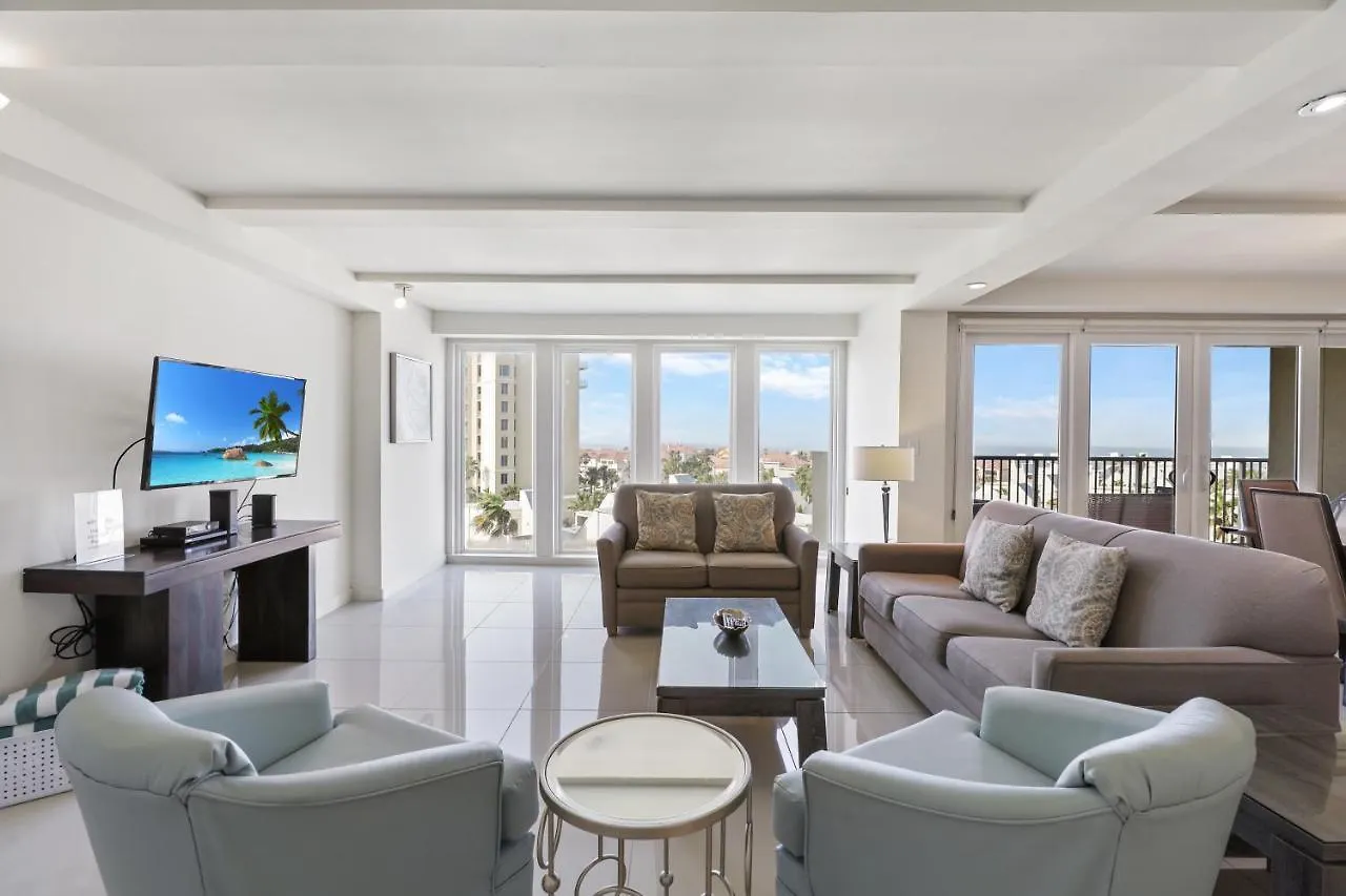 Holiday home Blue View Beauty! Beachfront Resort, Shared Pools & Jacuzzi *