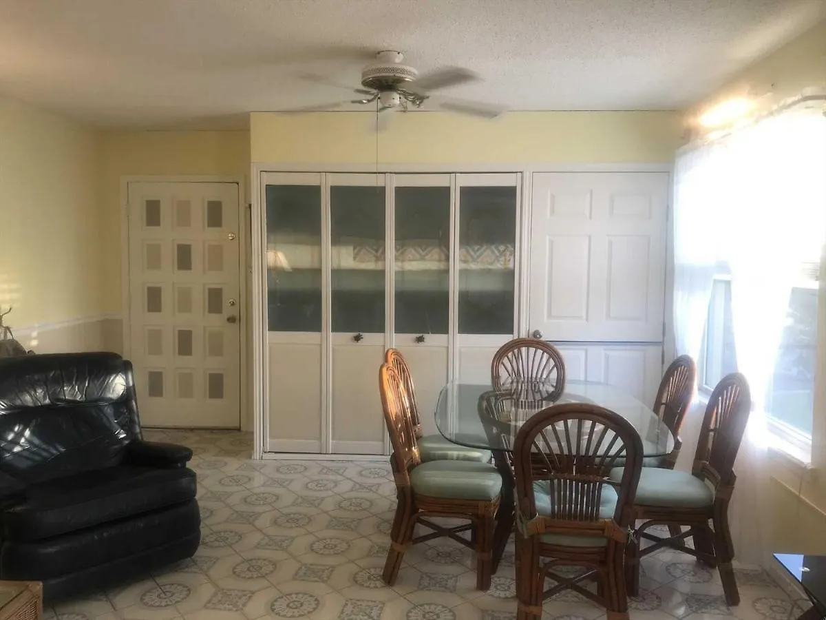 Apartment Surfside I 300