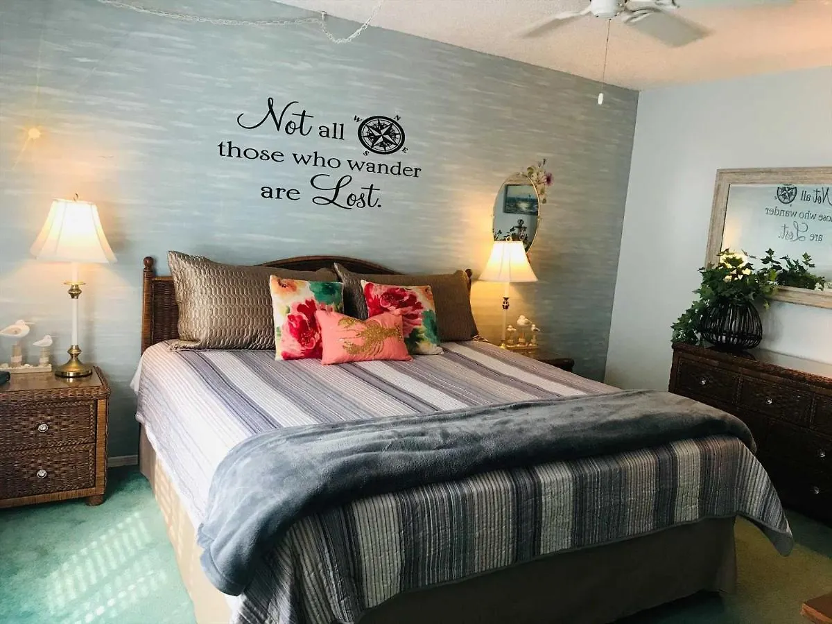 Surfside I 300 Apartment