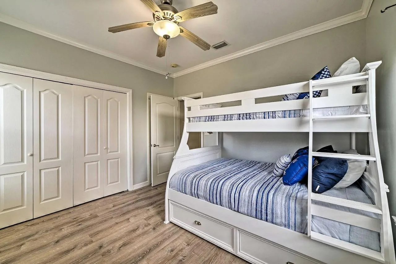 Modern Island With Pool Steps To The Beach! * South Padre Island