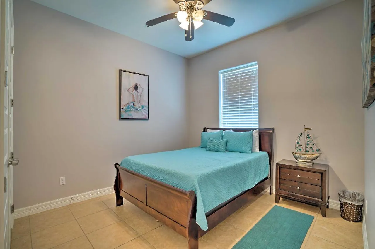 Updated Fiesta Isles With Bay Views And Pool! * South Padre Island