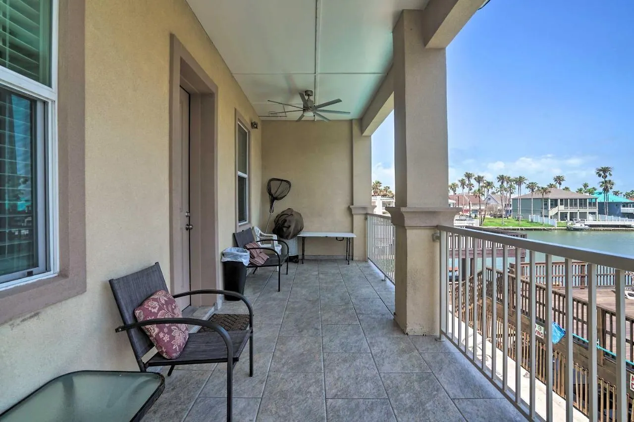 Apartment Updated Fiesta Isles With Bay Views And Pool! South Padre Island