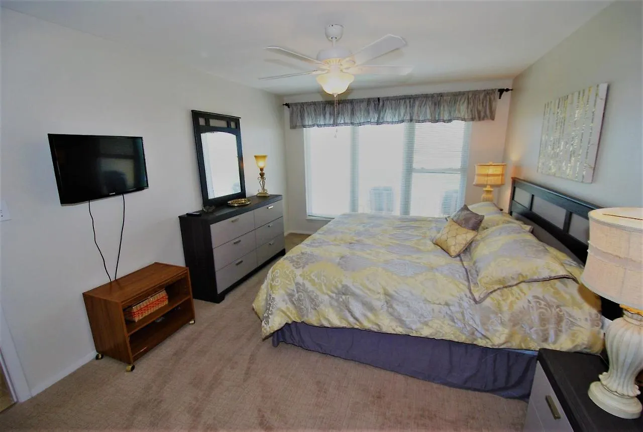 Apartment Edgewater Unit #304 *