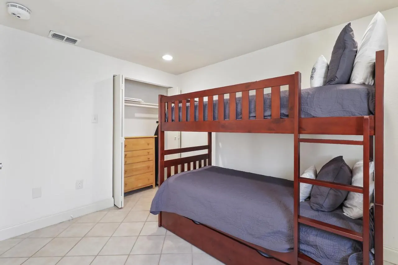 Newly Renovated! 3 Beachfront Balconies, Picture Perfect Oceanview * South Padre Island