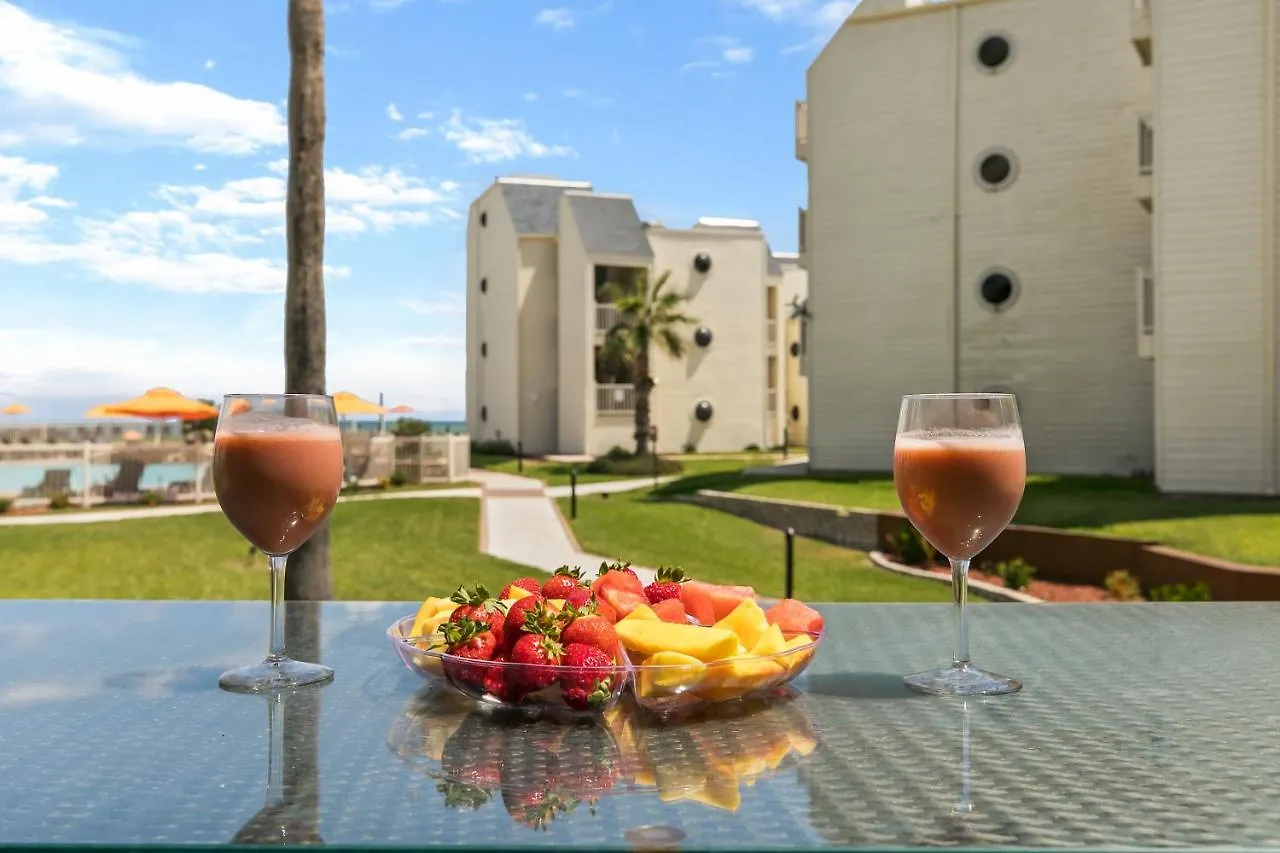 Ground Floor, Spacious Patio And Only Steps Away From Beach And Pool! Tatil Evi South Padre Island