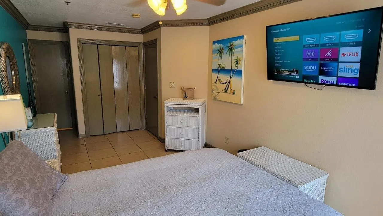 Friendly 2 Bedroom With Big Pool - Campeche Triplex Unit B *