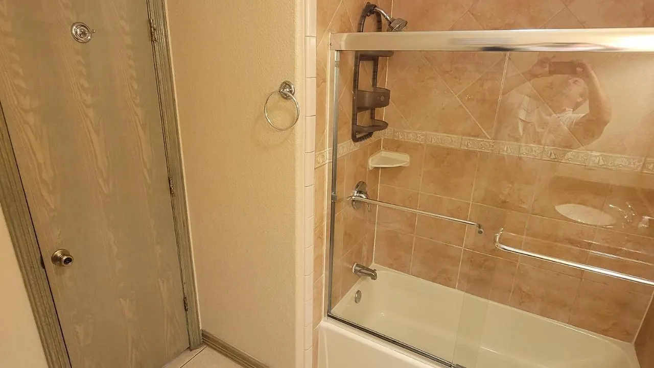 Apartment Friendly 2 Bedroom With Big Pool - Campeche Triplex Unit B South Padre Island