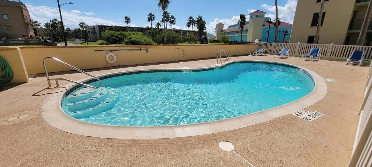 Spotless Updated With Pool - Habitat Unit 7