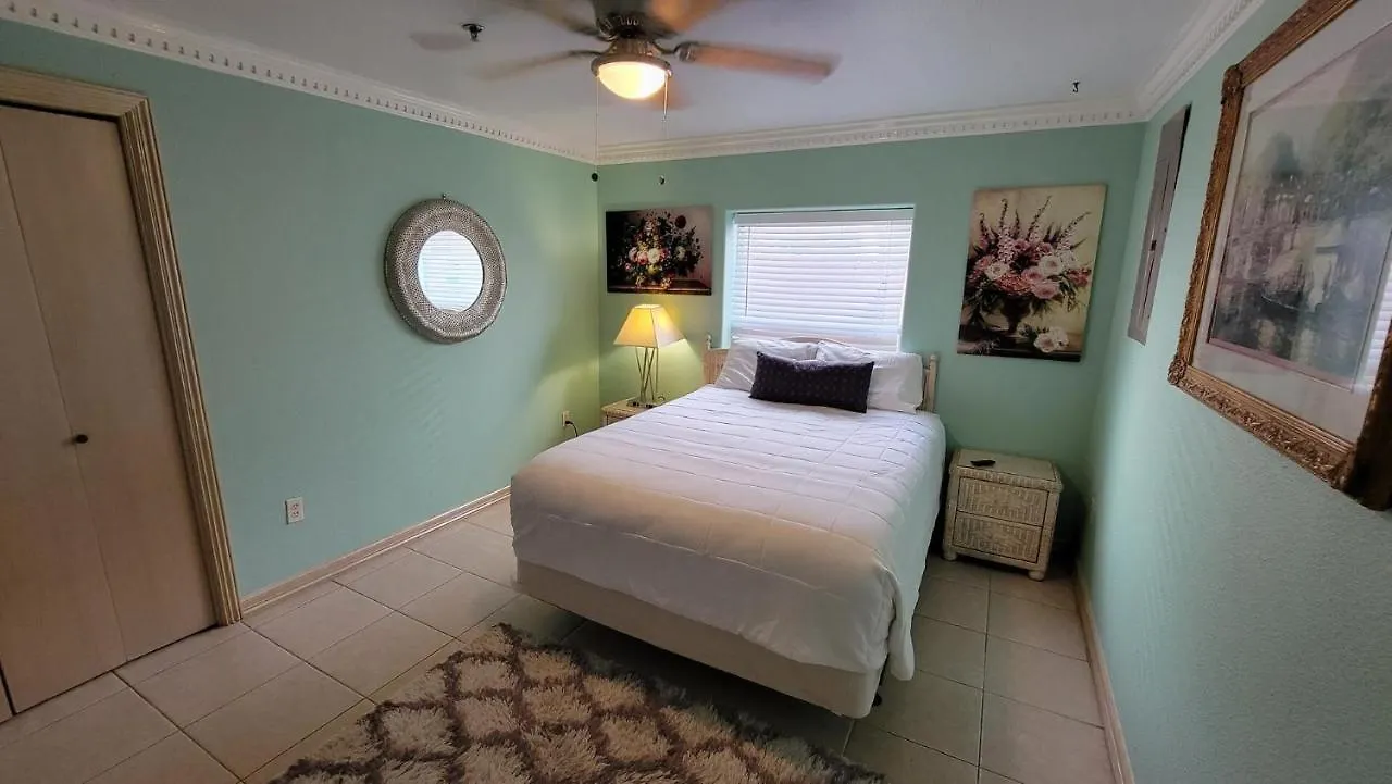 Apartment Large 3 Bedroom With Big Pool - Campeche Triplex Unit A