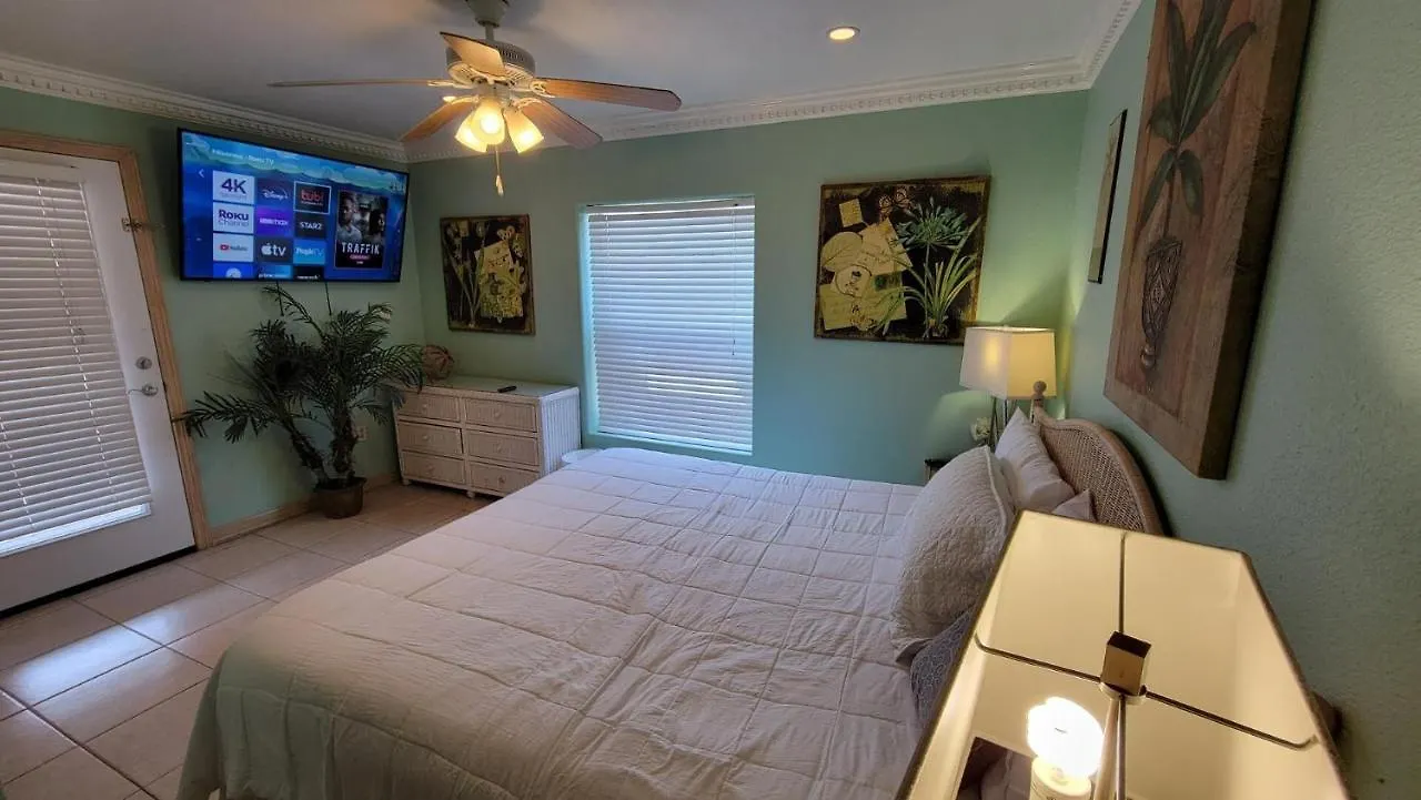 Apartment Large 3 Bedroom With Big Pool - Campeche Triplex Unit A