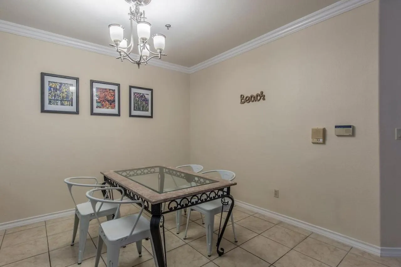 Apartment Walk To With Pool Unit C - Island Morning Sun 3 *