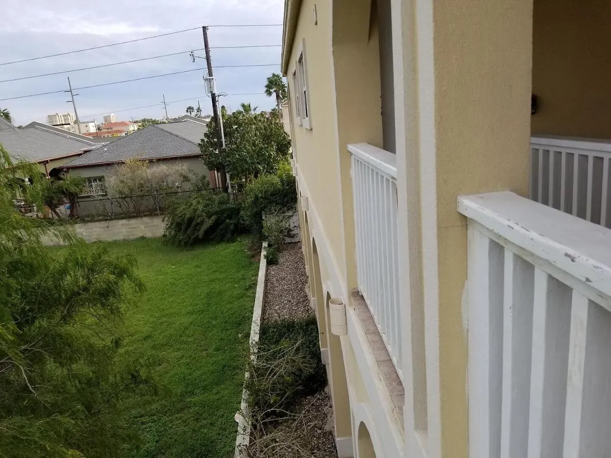 Apartment Walk To With Pool Unit C - Island Morning Sun 3 South Padre Island