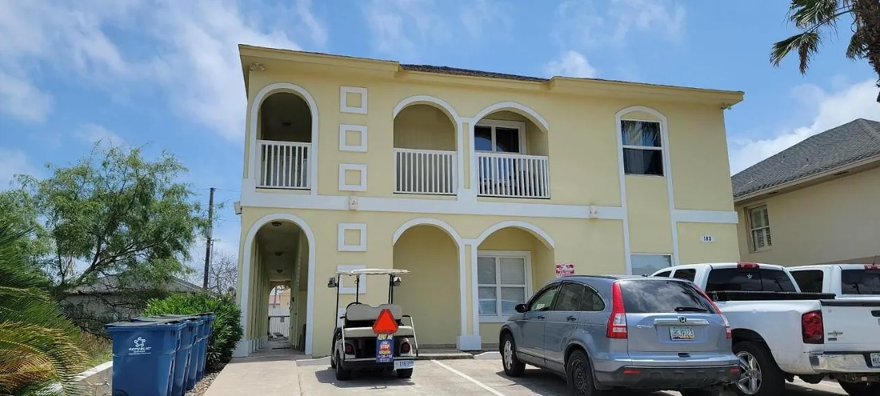 Apartment Overlooks Pool, Easy Walk To Unit D - Island Morning Sun 4