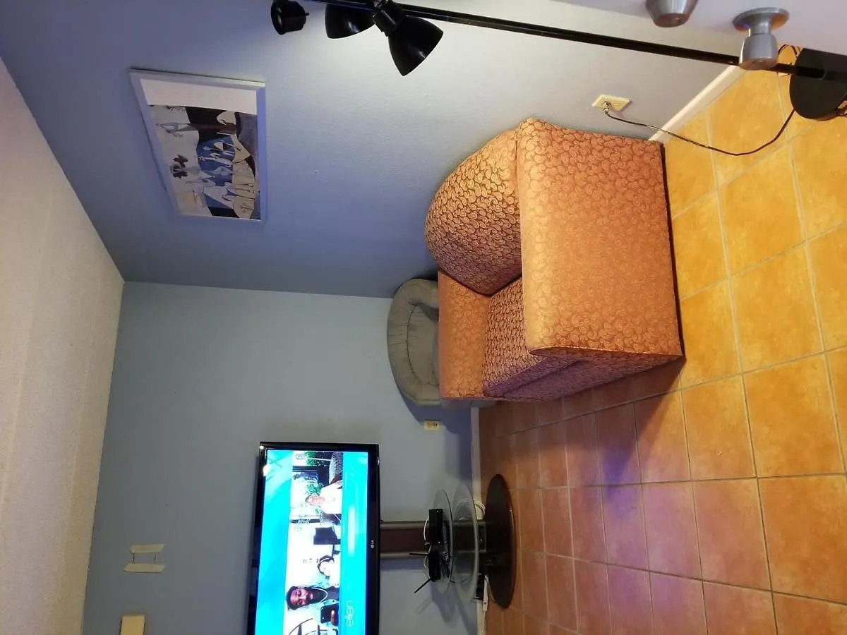 Walk To House In Heart Of Entertainment District - Atrium Unit 102 Apartment South Padre Island
