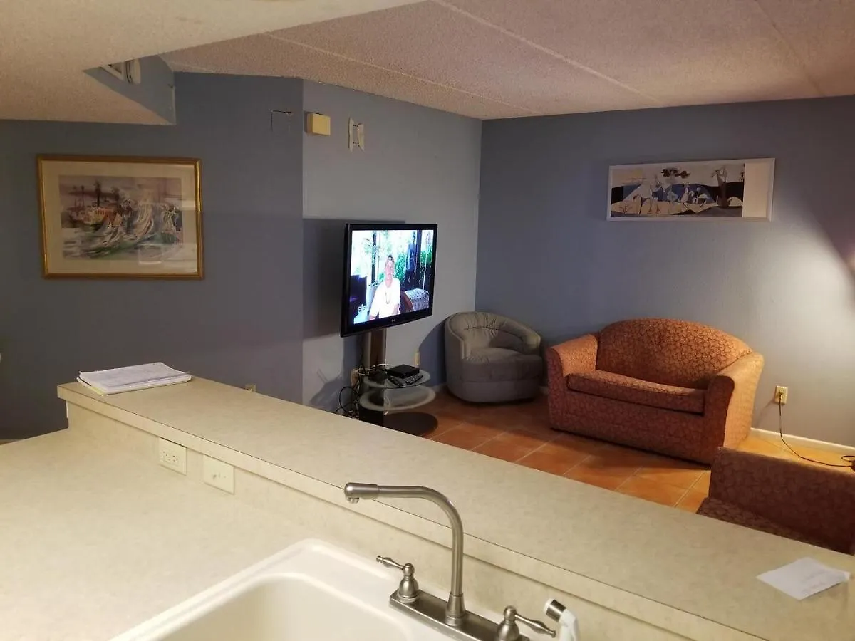 Apartment Walk To House In Heart Of Entertainment District - Atrium Unit 102