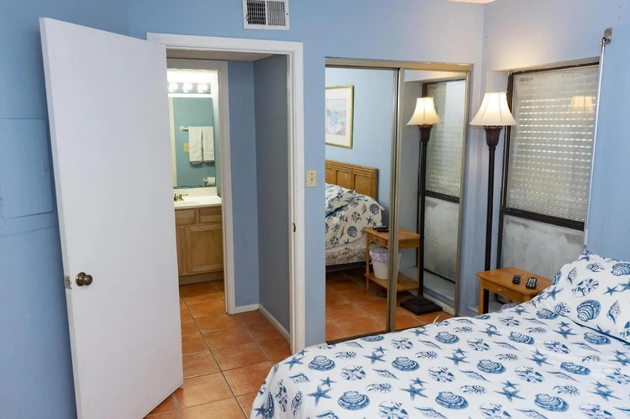 Apartment Walk To House In Heart Of Entertainment District - Atrium Unit 102