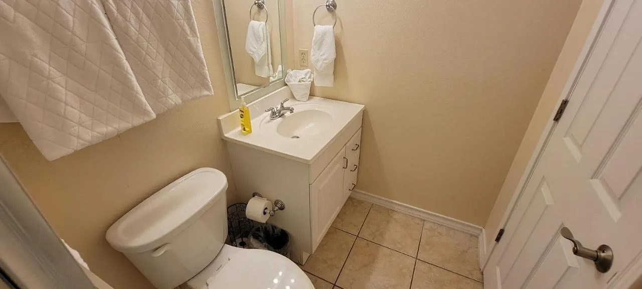 Overlooks Pool, Easy Walk To Unit D - Island Morning Sun 4 * South Padre Island
