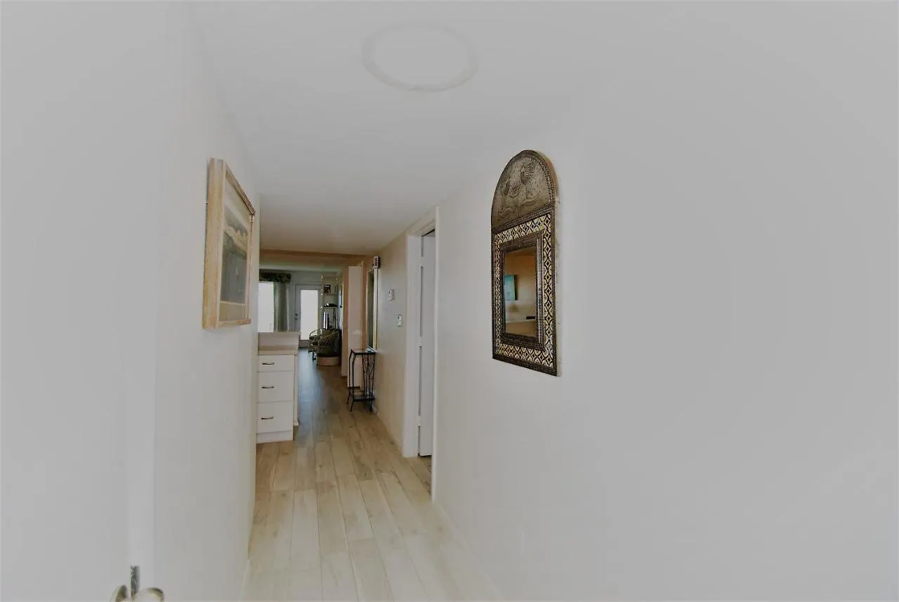Edgewater Unit #303 Apts *
