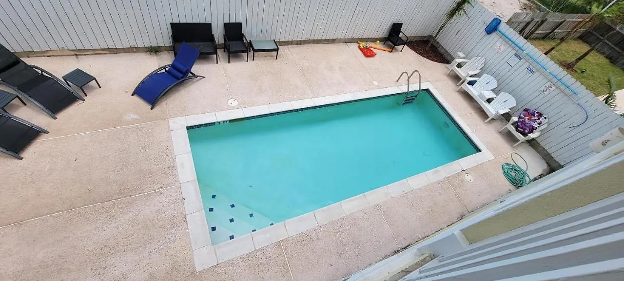 Overlooks Pool, Easy Walk To Unit D - Island Morning Sun 4 Apartment *
