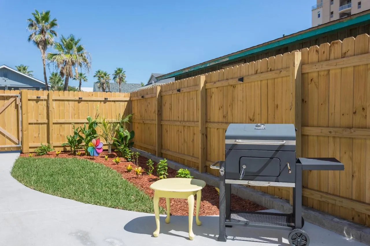 House Of Neptune Steps From The Sea And Private Pool South Padre Island